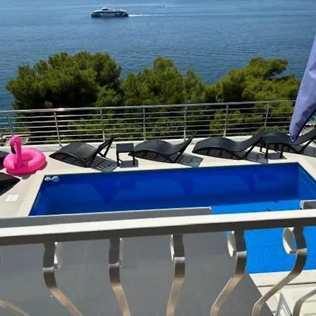 아파트 Pool Deck Comfort